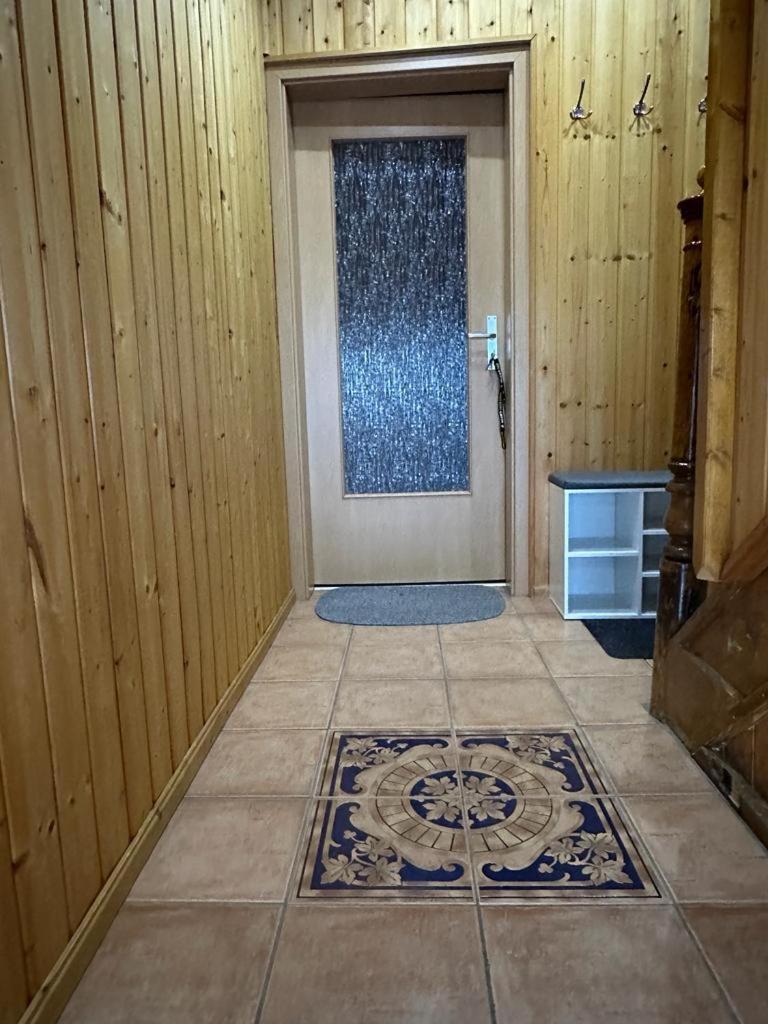 Christels Ferienwohnung 2 In Thale Mit Ueberdachter Terrasse, Kueche Mit Tv & Geschirrspueler Buitenkant foto