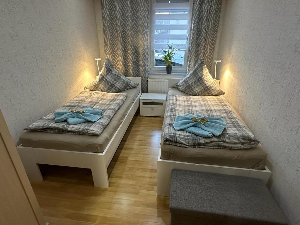 Christels Ferienwohnung 2 In Thale Mit Ueberdachter Terrasse, Kueche Mit Tv & Geschirrspueler Buitenkant foto