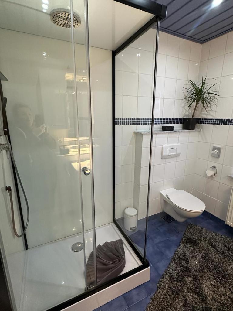 Christels Ferienwohnung 2 In Thale Mit Ueberdachter Terrasse, Kueche Mit Tv & Geschirrspueler Buitenkant foto